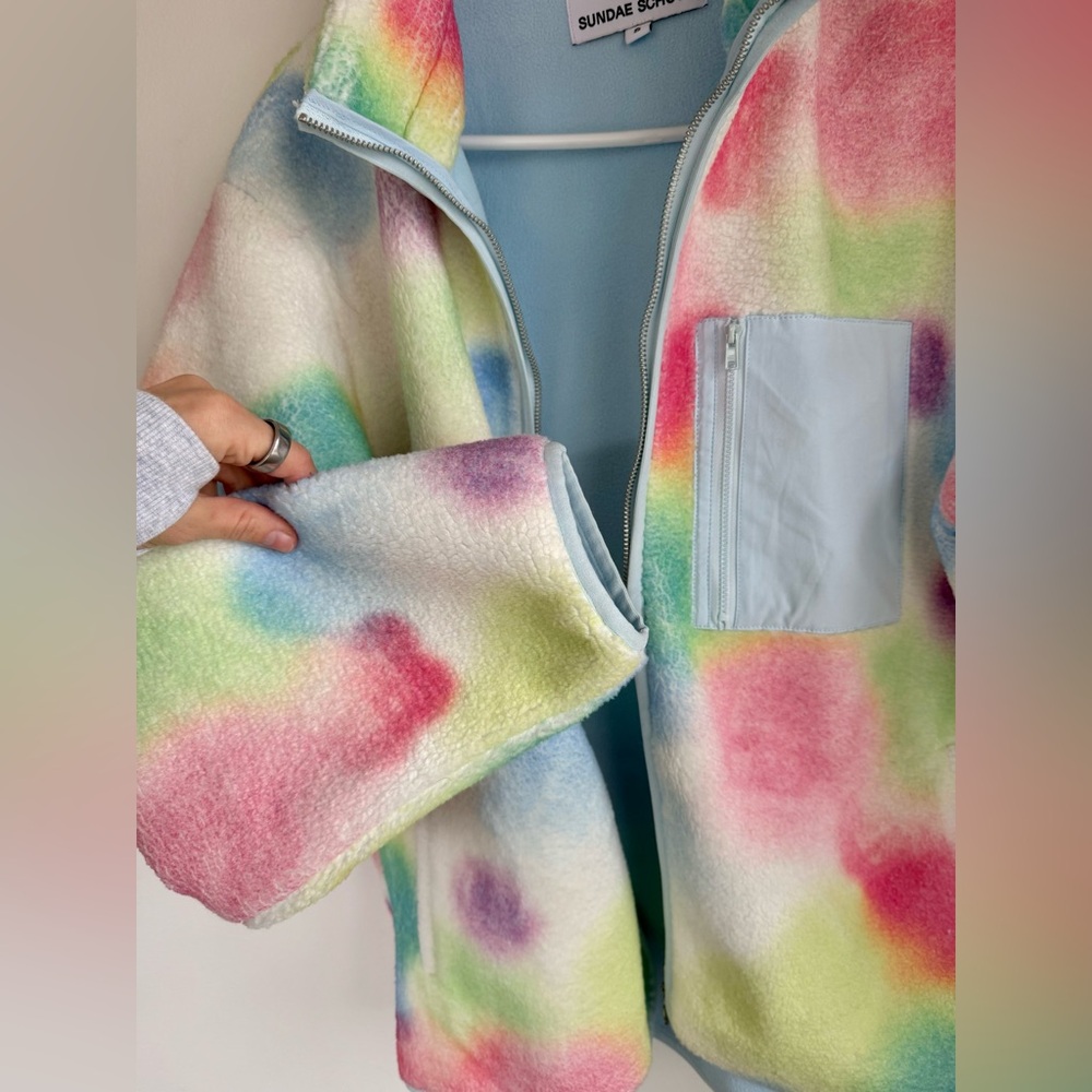 Sundae School Rainbow Valentine’s Day Drop Rainbow Fleece Unisex Small - Picture 13 of 14